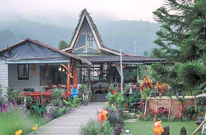 Hotel Pondanu By The 3*