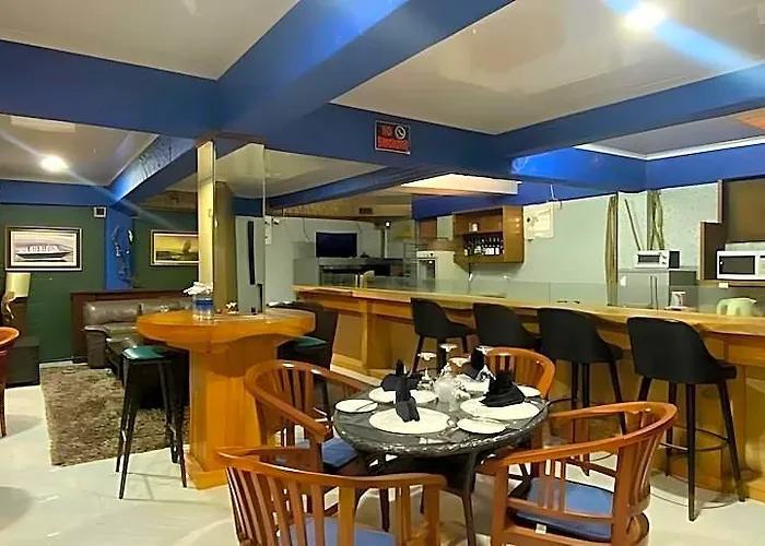 Hotel Pondanu By The 3*